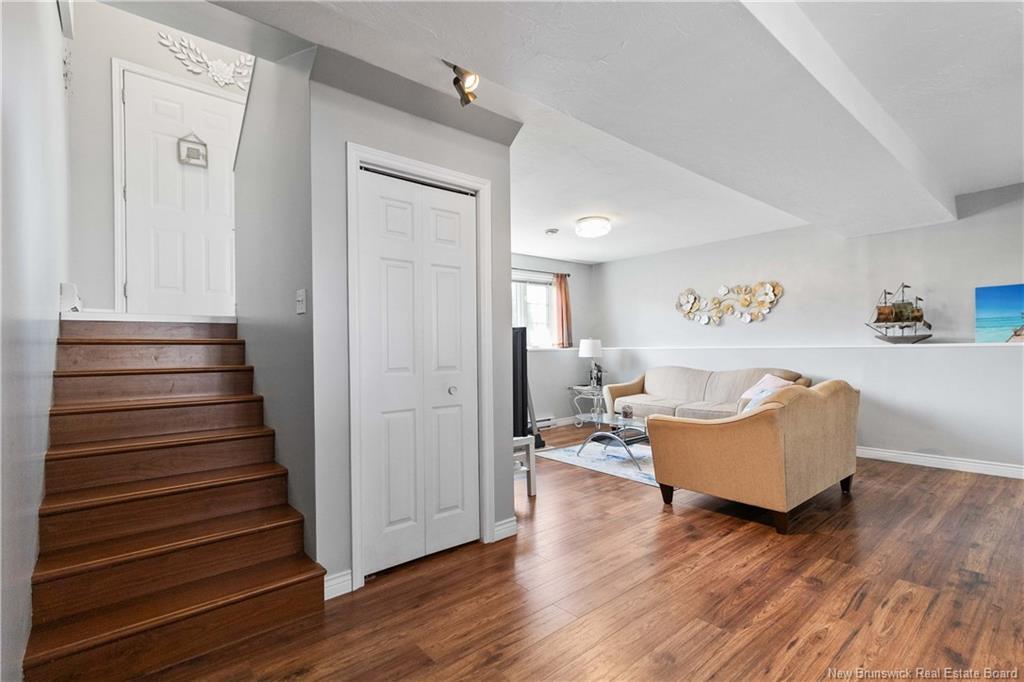 196 Sunshine Dr, Moncton, NB