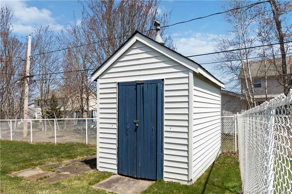 196 Sunshine Dr, Moncton, NB