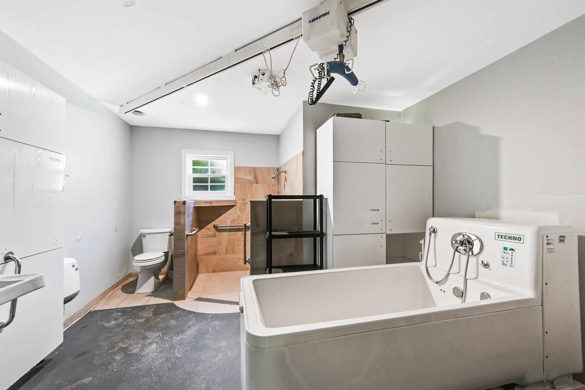 Salle de bains - 37 Rue St-Joseph, Bedford - Ville, QC - Indoor Photo Showing Laundry Room
