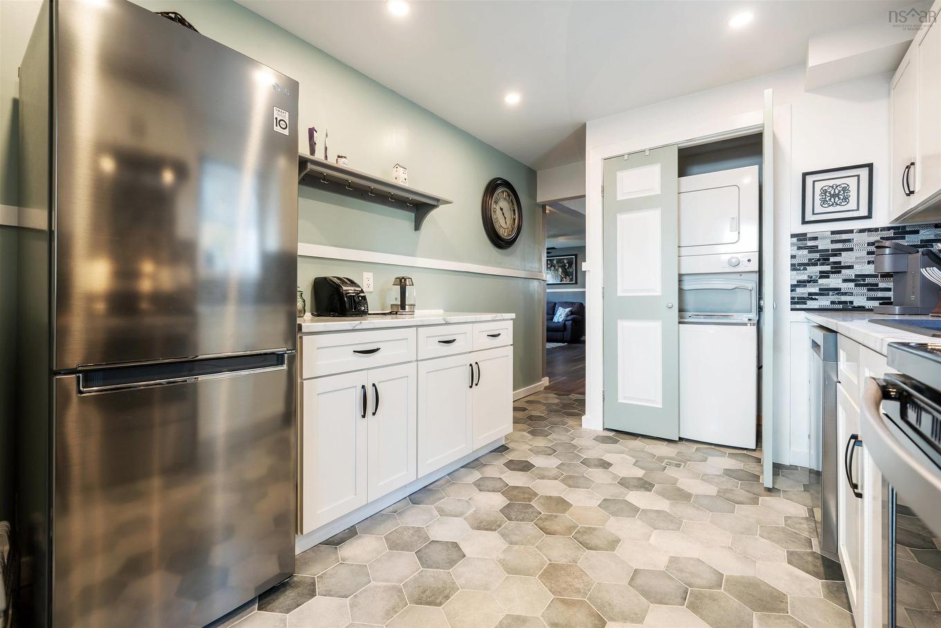 82 Sunnyvale Crescent, Lower Sackville, NS