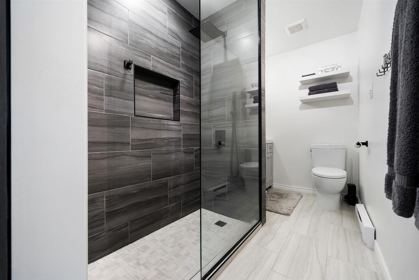 82 Sunnyvale Crescent, Lower Sackville, NS