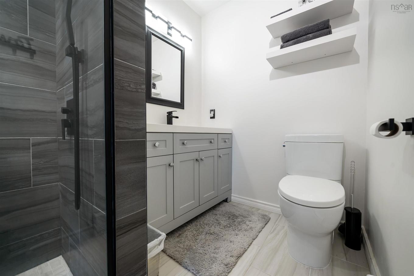 82 Sunnyvale Crescent, Lower Sackville, NS