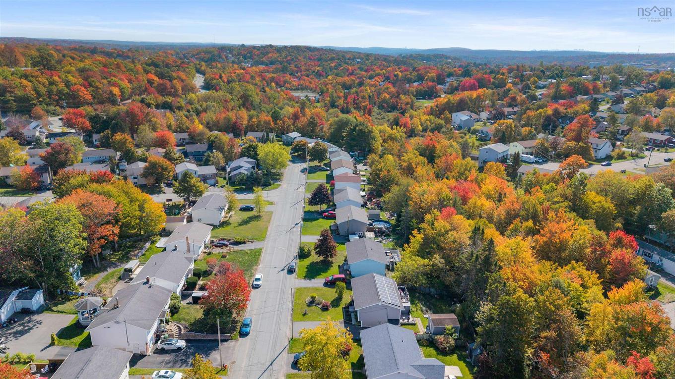 82 Sunnyvale Crescent, Lower Sackville, NS