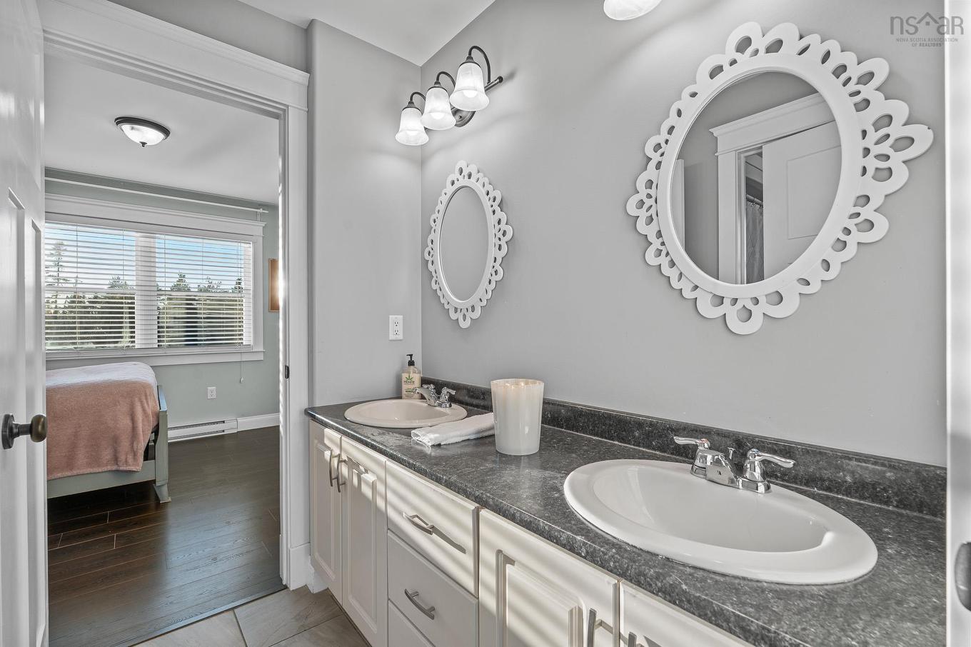 196 Confederation Avenue, Fall River, NS