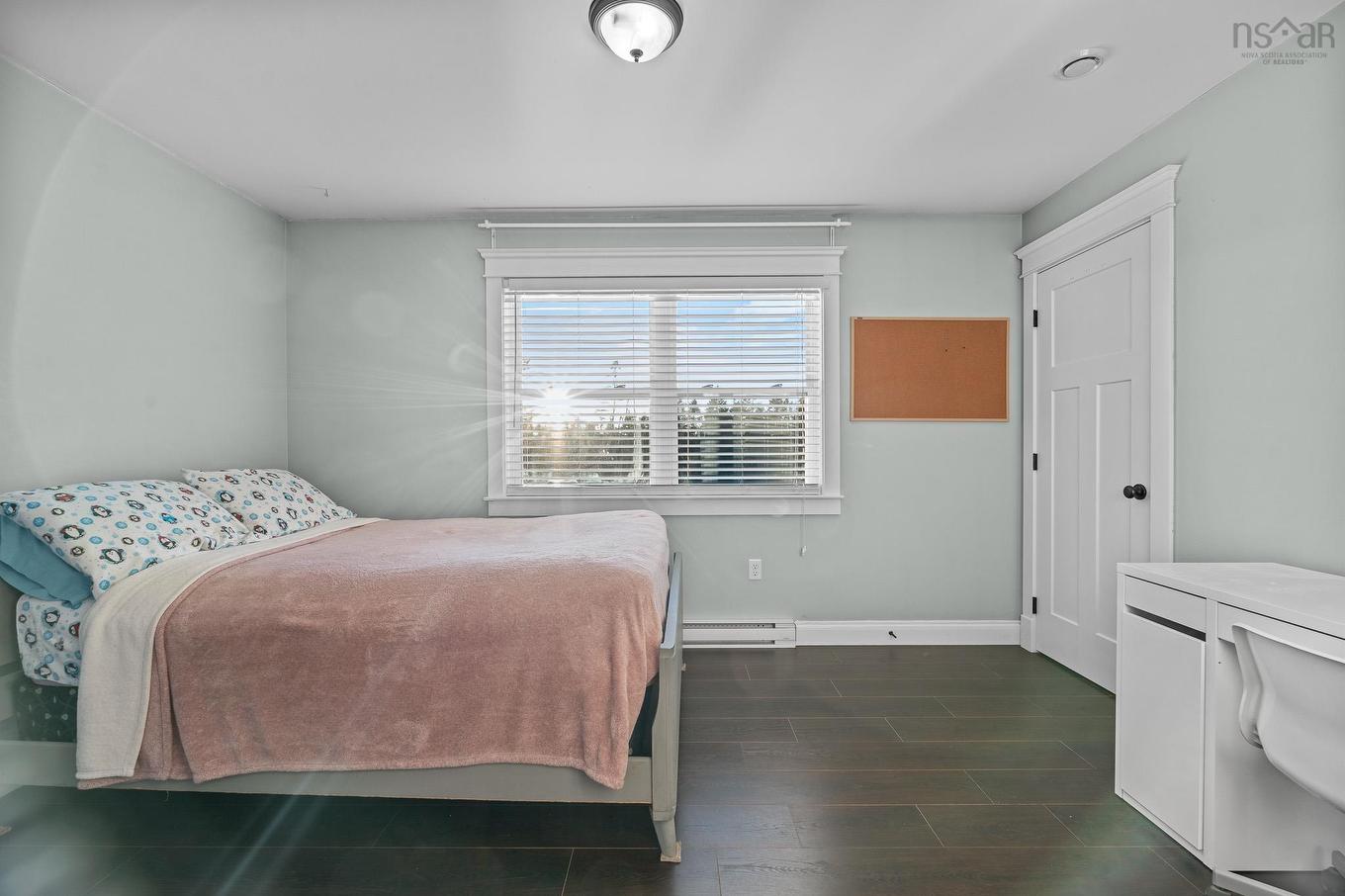 196 Confederation Avenue, Fall River, NS