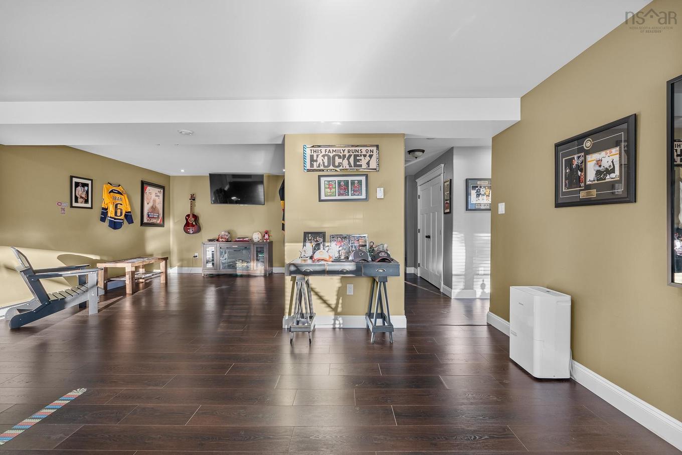 196 Confederation Avenue, Fall River, NS