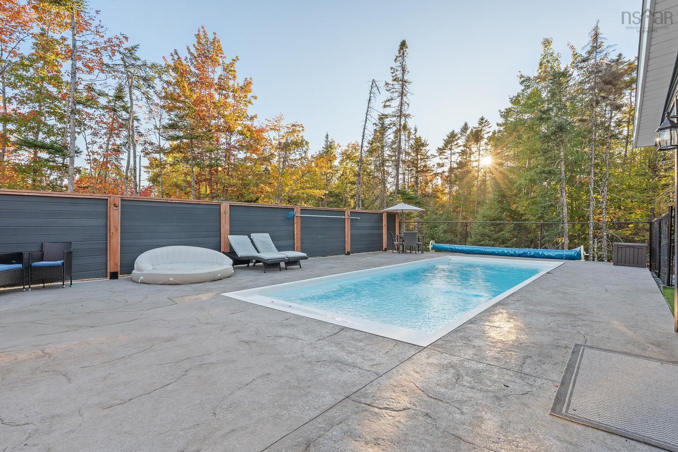 196 Confederation Avenue, Fall River, NS