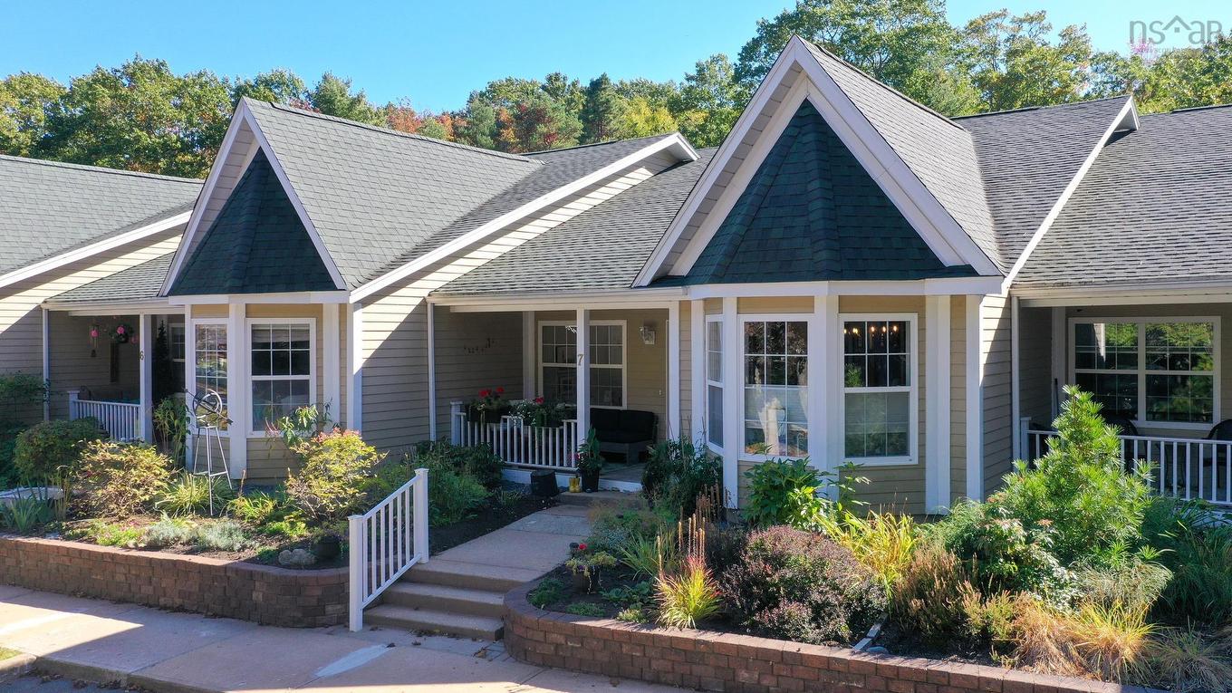 7 36 Fauxburg Road, Mahone Bay, NS