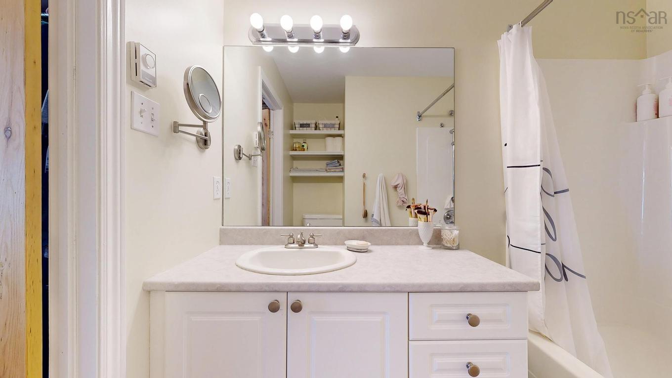 7 36 Fauxburg Road, Mahone Bay, NS