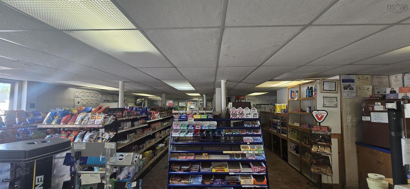 2082 Highway 1, Auburn, NS