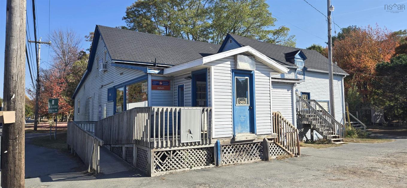 2082 Highway 1, Auburn, NS