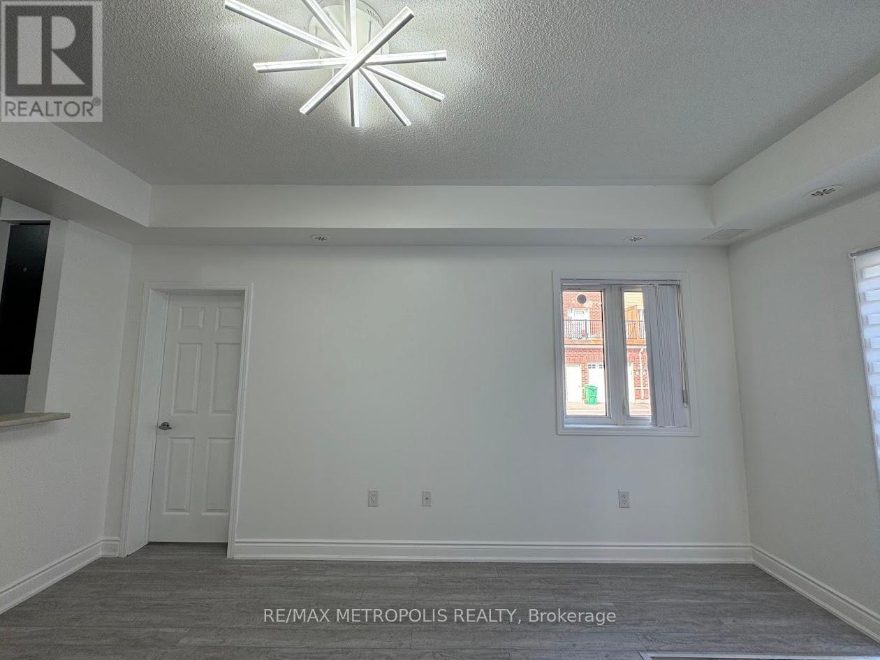 294 - 250 Sunny Meadow Boulevard, Brampton, ON - Indoor Photo Showing Other Room