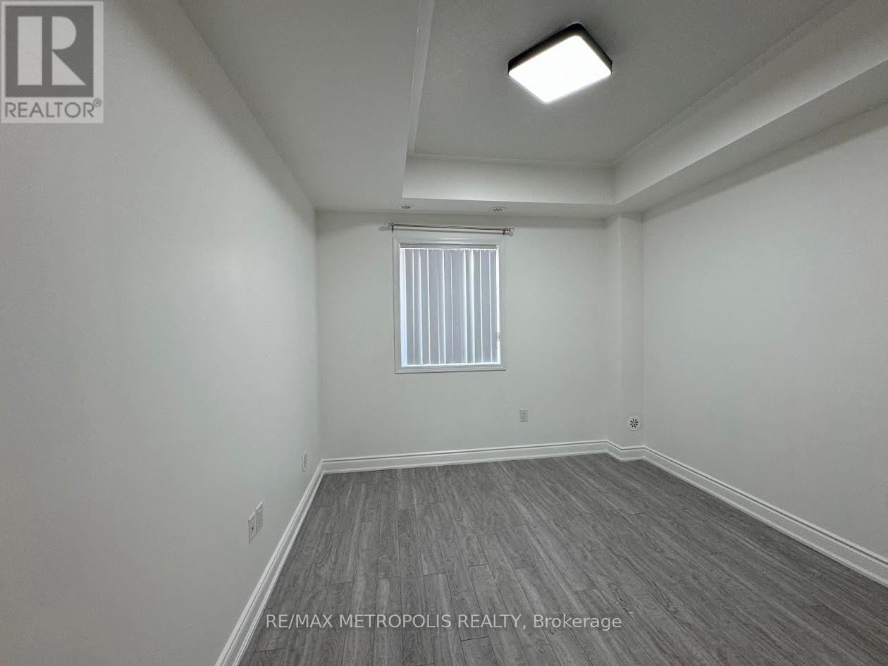 294 - 250 Sunny Meadow Boulevard, Brampton, ON - Indoor Photo Showing Other Room