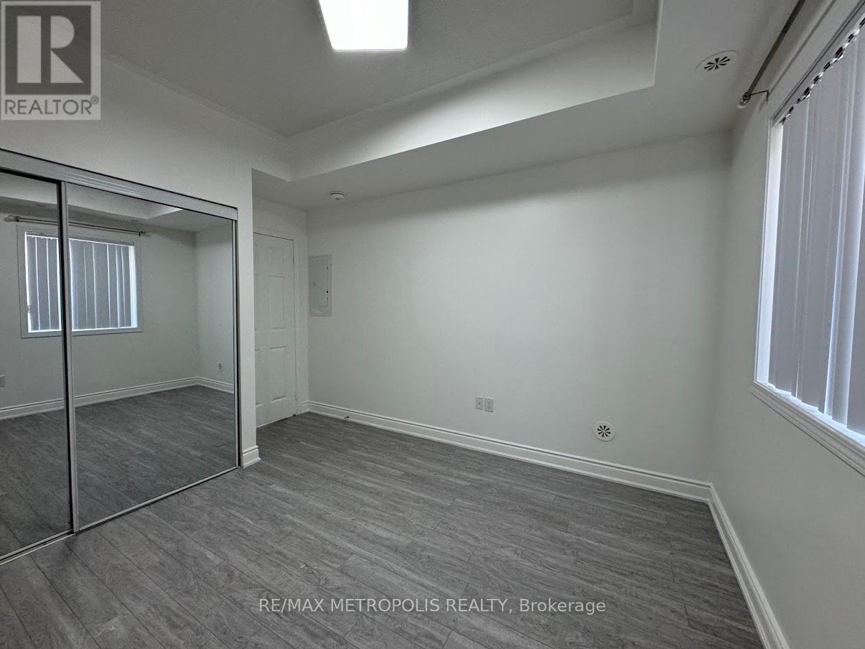 294 - 250 Sunny Meadow Boulevard, Brampton, ON - Indoor Photo Showing Other Room