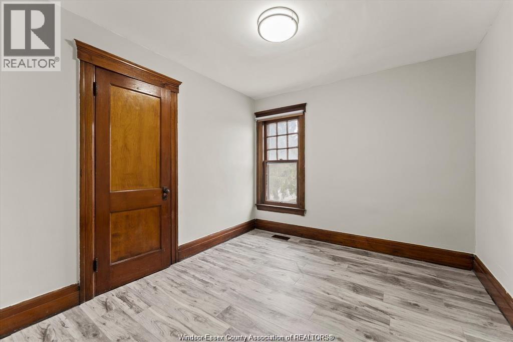 215 Pierre Ave, Windsor, ON - Indoor Photo Showing Other Room