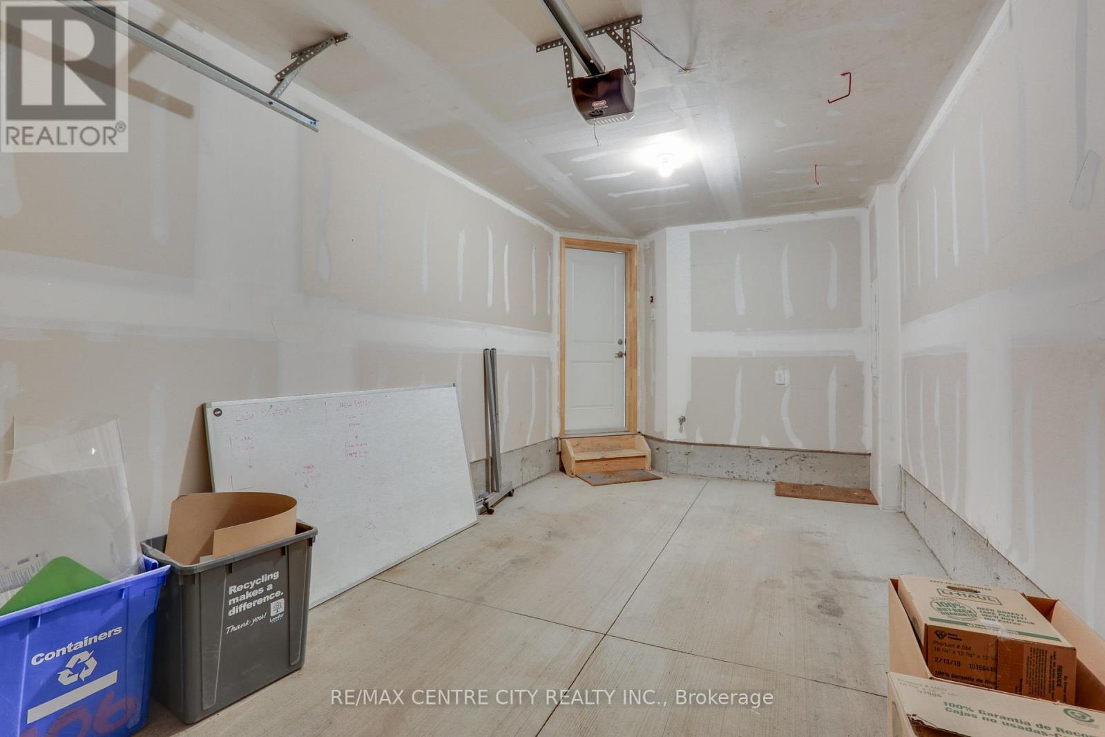 106 - 2070 Meadowgate Boulevard, London South (South U), ON - Indoor Photo Showing Other Room