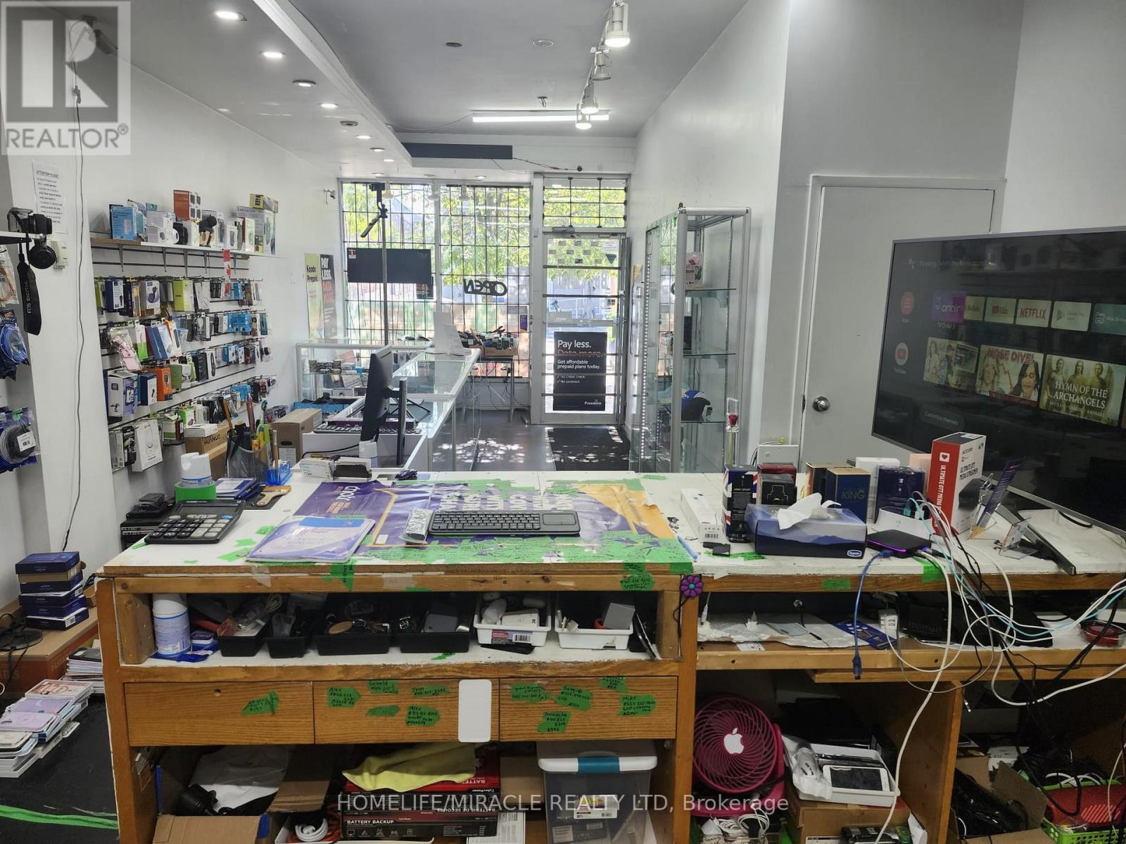 286 - 764 Danforth Avenue, Toronto, ON