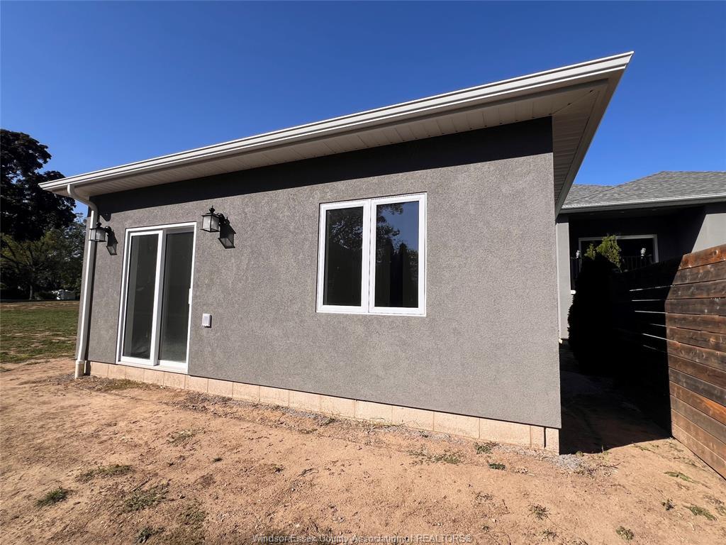 Adu-89 Draper, Harrow, ON