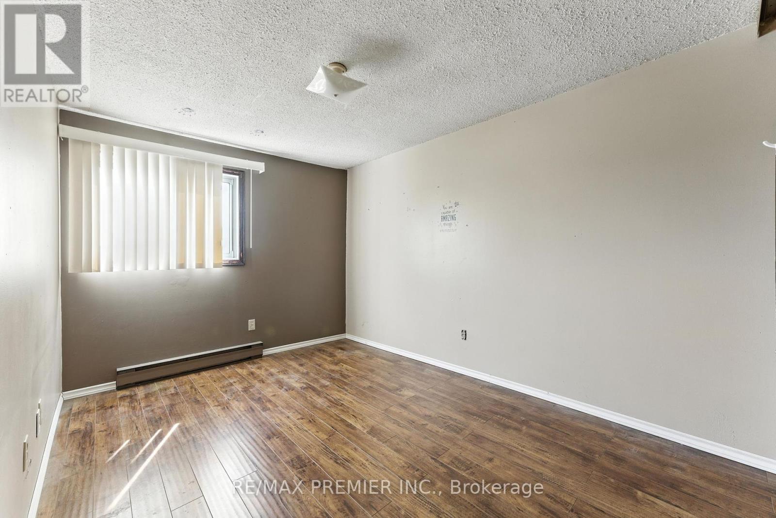 164E Henry Street, Brantford, ON - Indoor Photo Showing Other Room