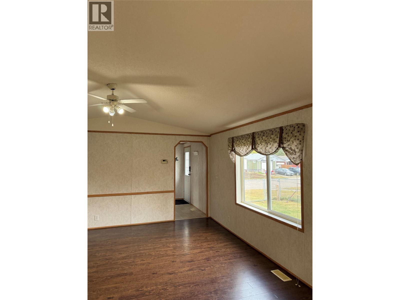 155 Pinewood Crescent, Tumbler Ridge, BC