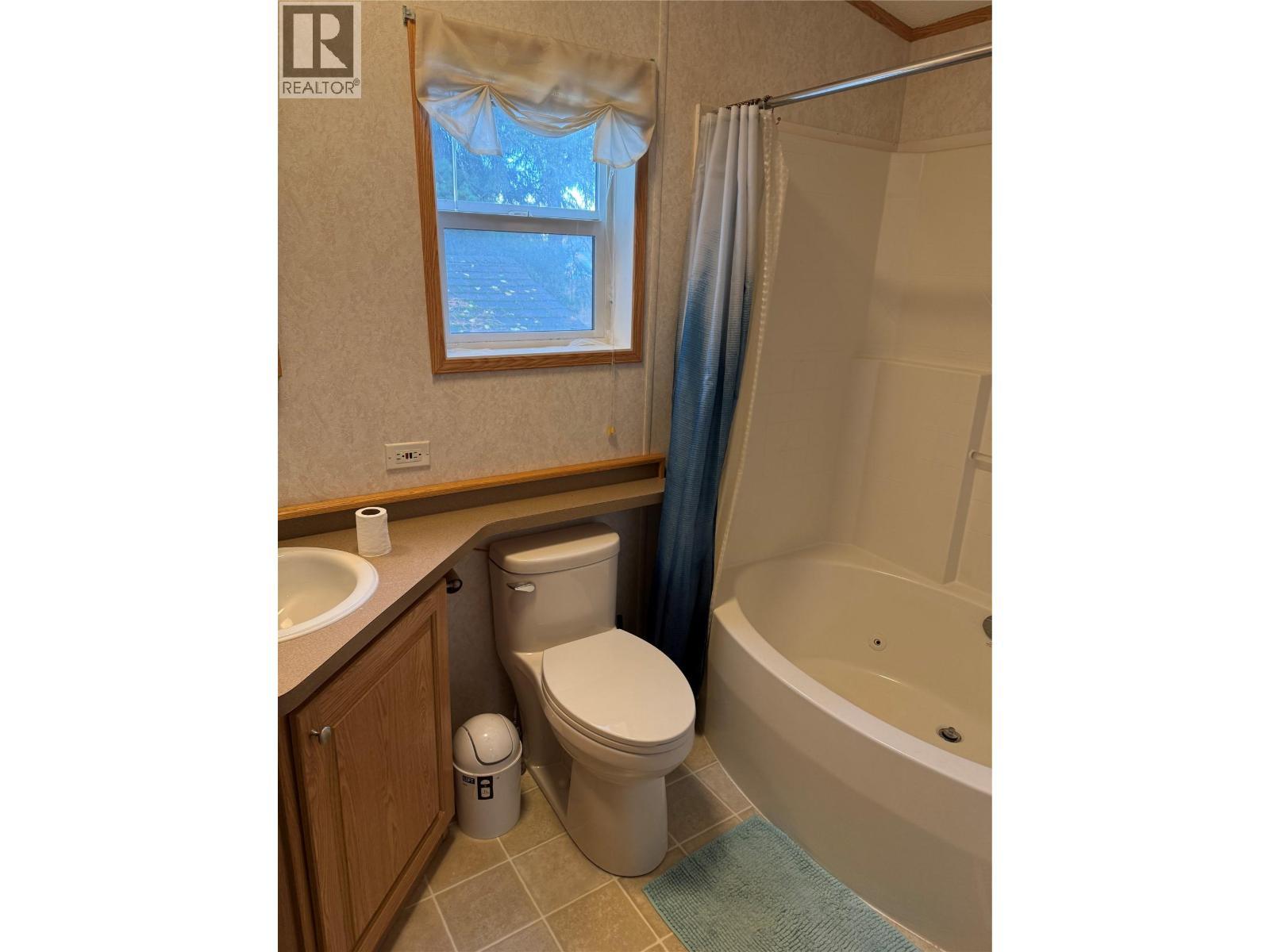 155 Pinewood Crescent, Tumbler Ridge, BC