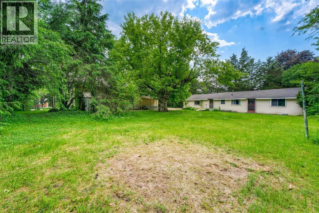 1916 Blackwell Road, Sarnia, ON - Outdoor