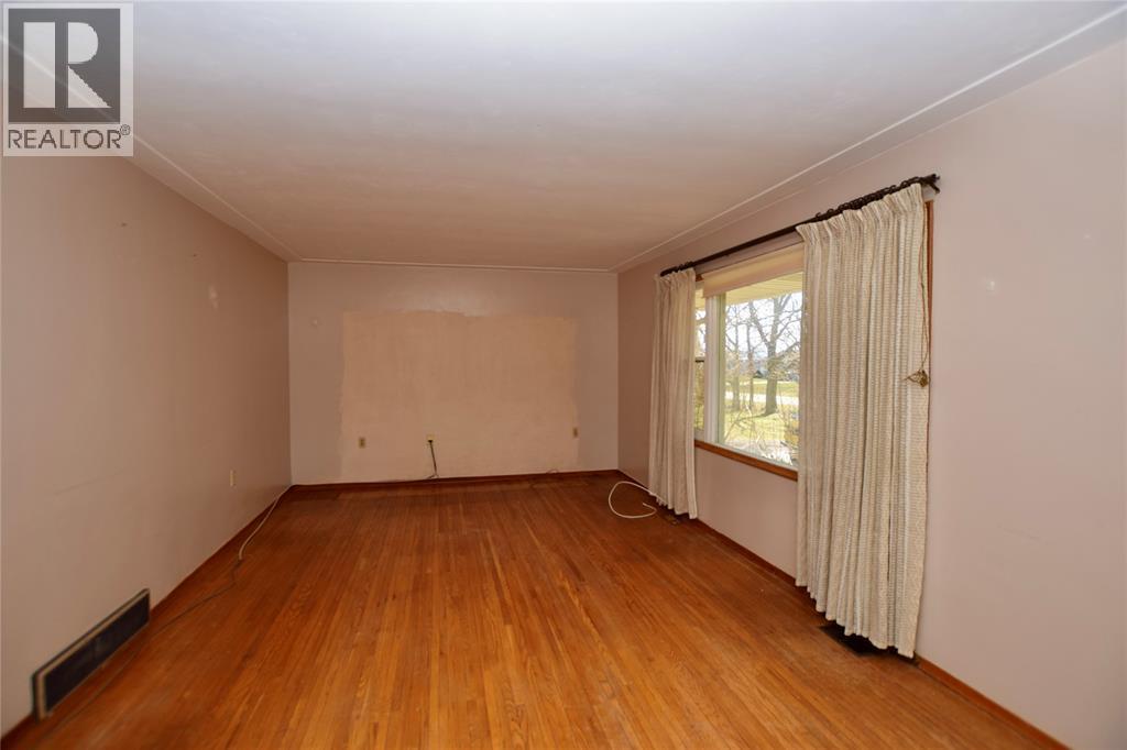 1916 Blackwell Road, Sarnia, ON - Indoor Photo Showing Other Room