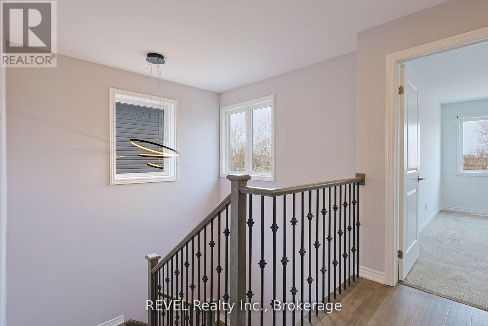 139 Caroline Street, Welland (Lincoln/Crowland), ON - Indoor Photo Showing Other Room