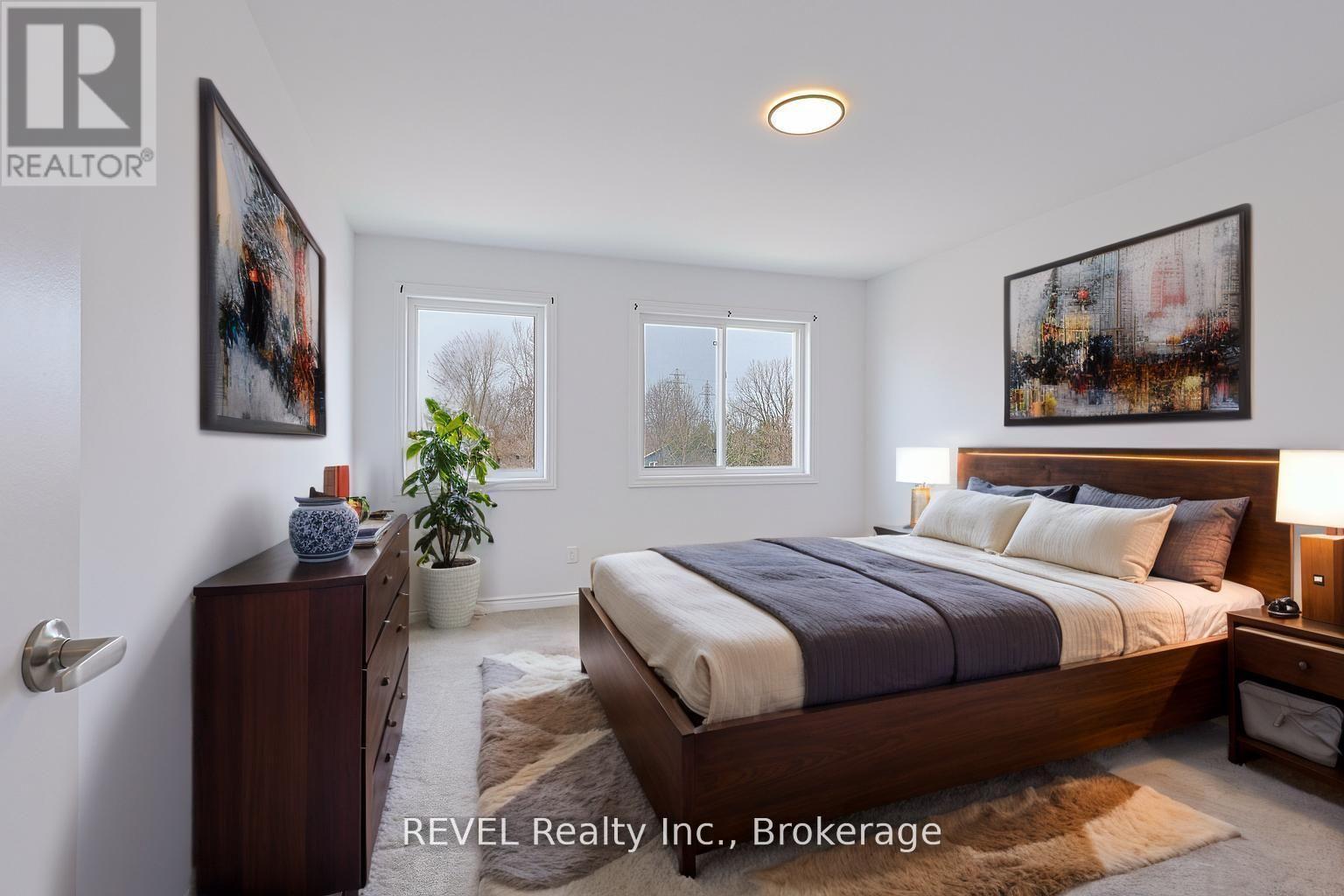 139 Caroline Street, Welland (Lincoln/Crowland), ON - Indoor Photo Showing Bedroom