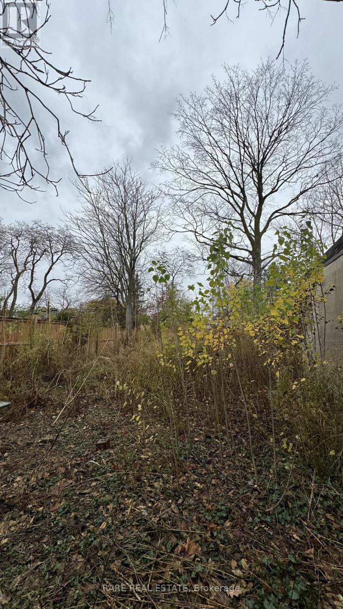 778-780 Dundas Street, London East, ON