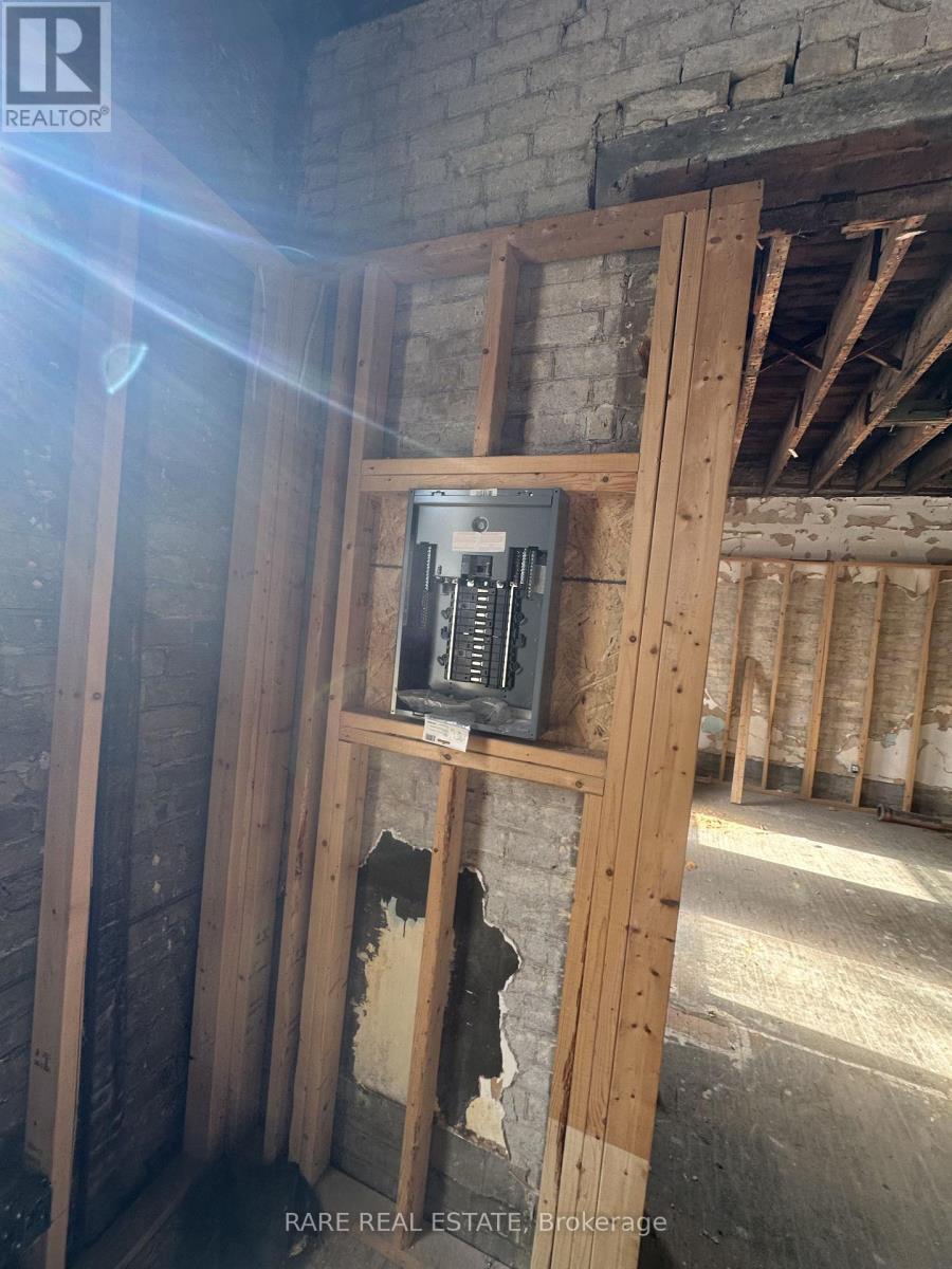 778-780 Dundas Street, London East, ON