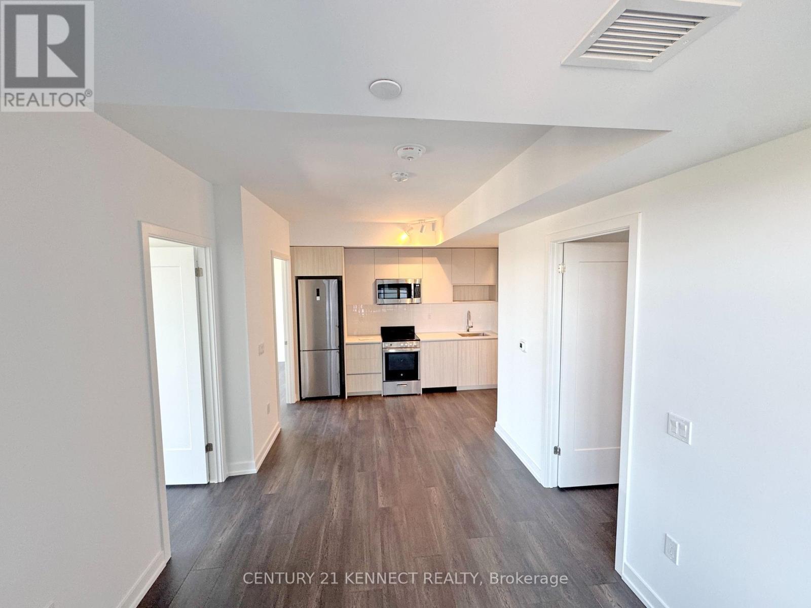 606 - 801 The Queensway, Toronto, ON - Indoor