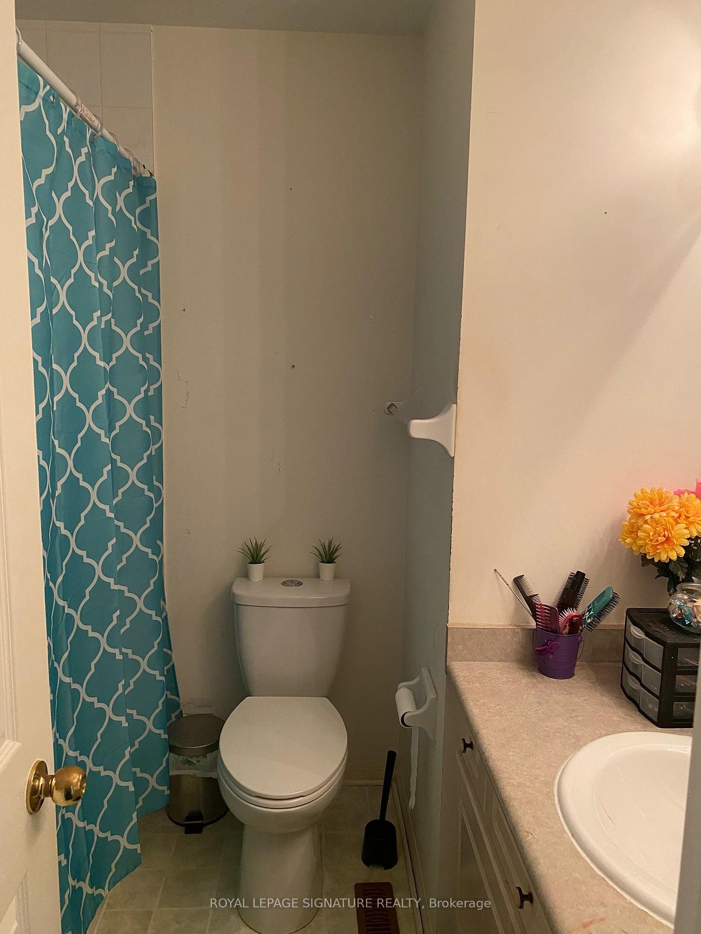 Upper-1025 Barclay Circle, Milton, ON - Indoor Photo Showing Bathroom