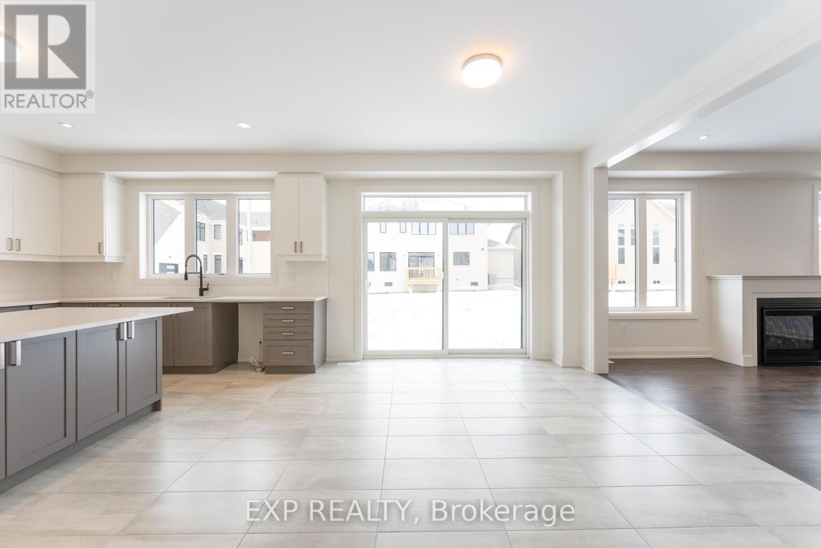 5 Mayflower Gardens, Adjala-Tosorontio, ON - Indoor With Fireplace