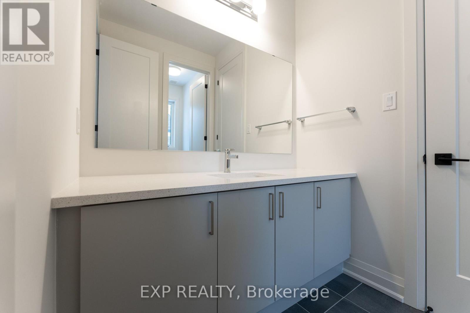 5 Mayflower Gardens, Adjala-Tosorontio, ON - Indoor Photo Showing Bathroom