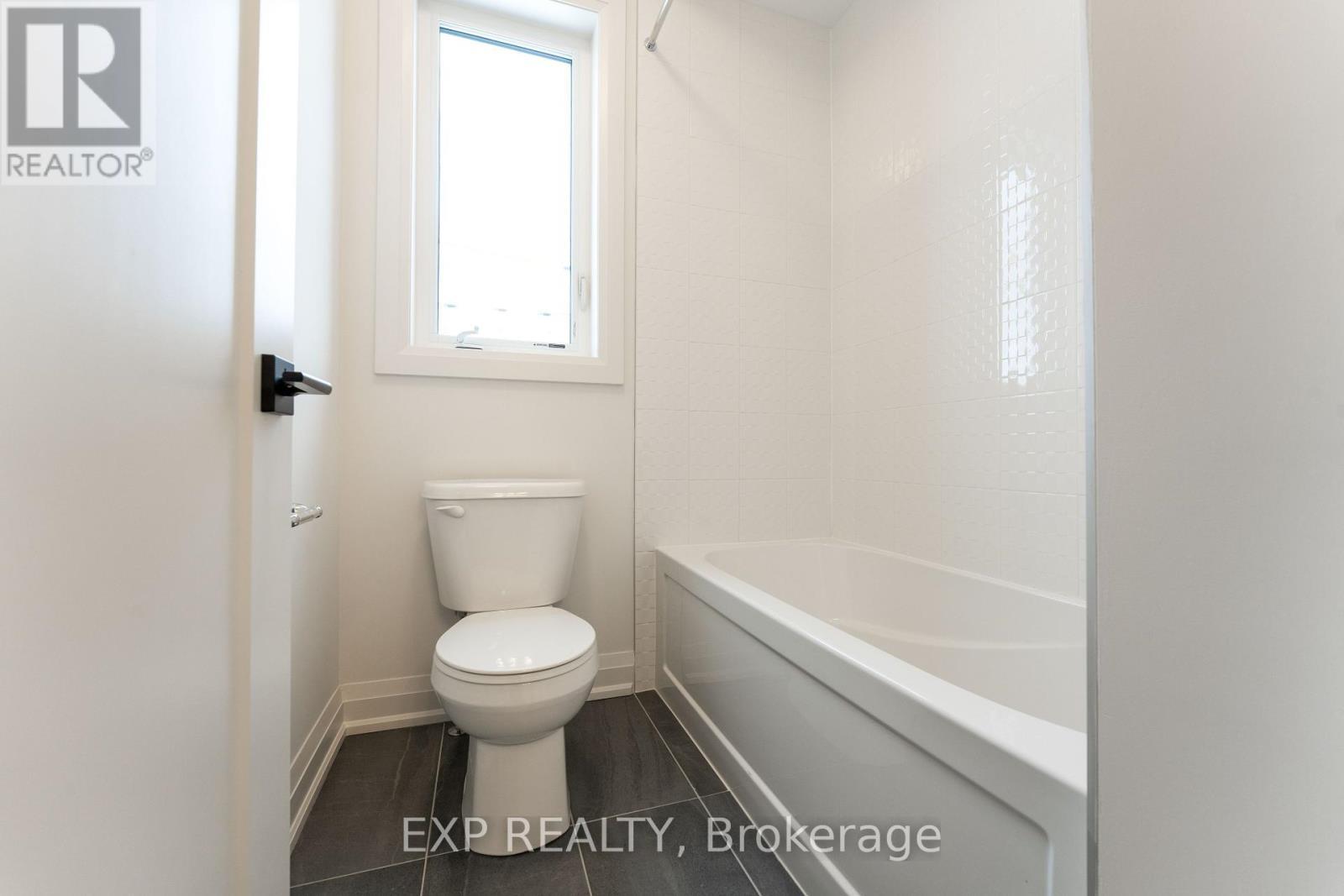 5 Mayflower Gardens, Adjala-Tosorontio, ON - Indoor Photo Showing Bathroom