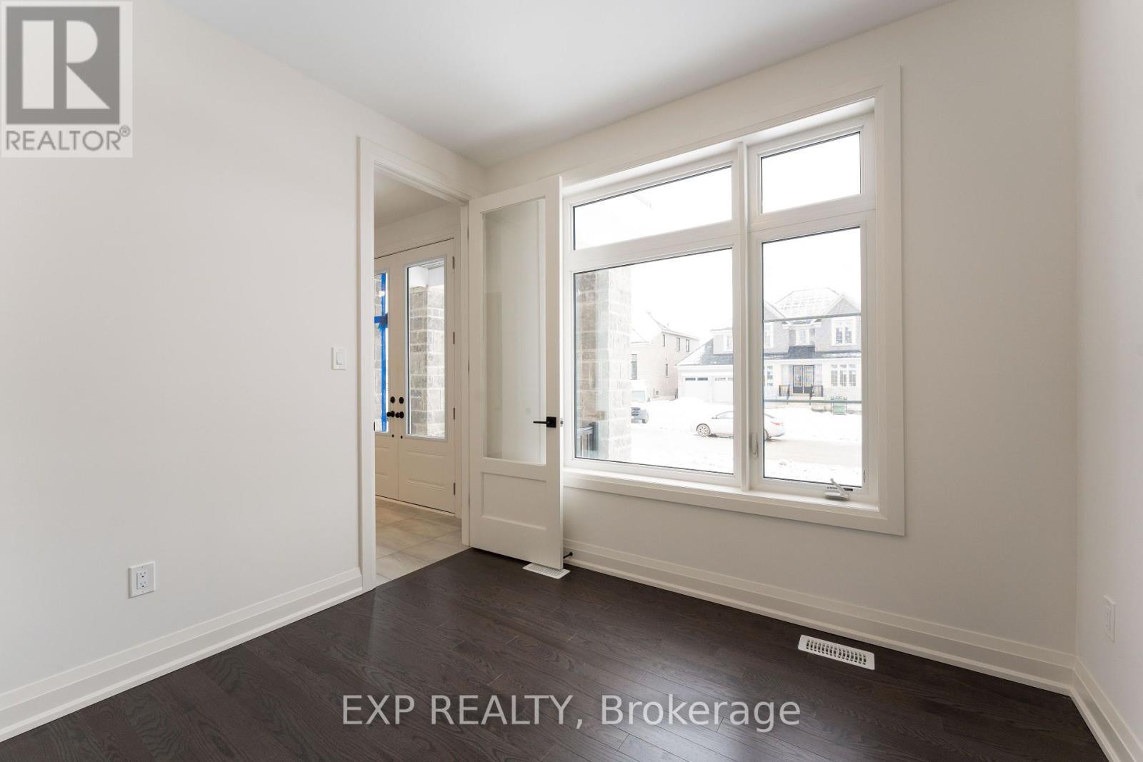 5 Mayflower Gardens, Adjala-Tosorontio, ON - Indoor Photo Showing Other Room