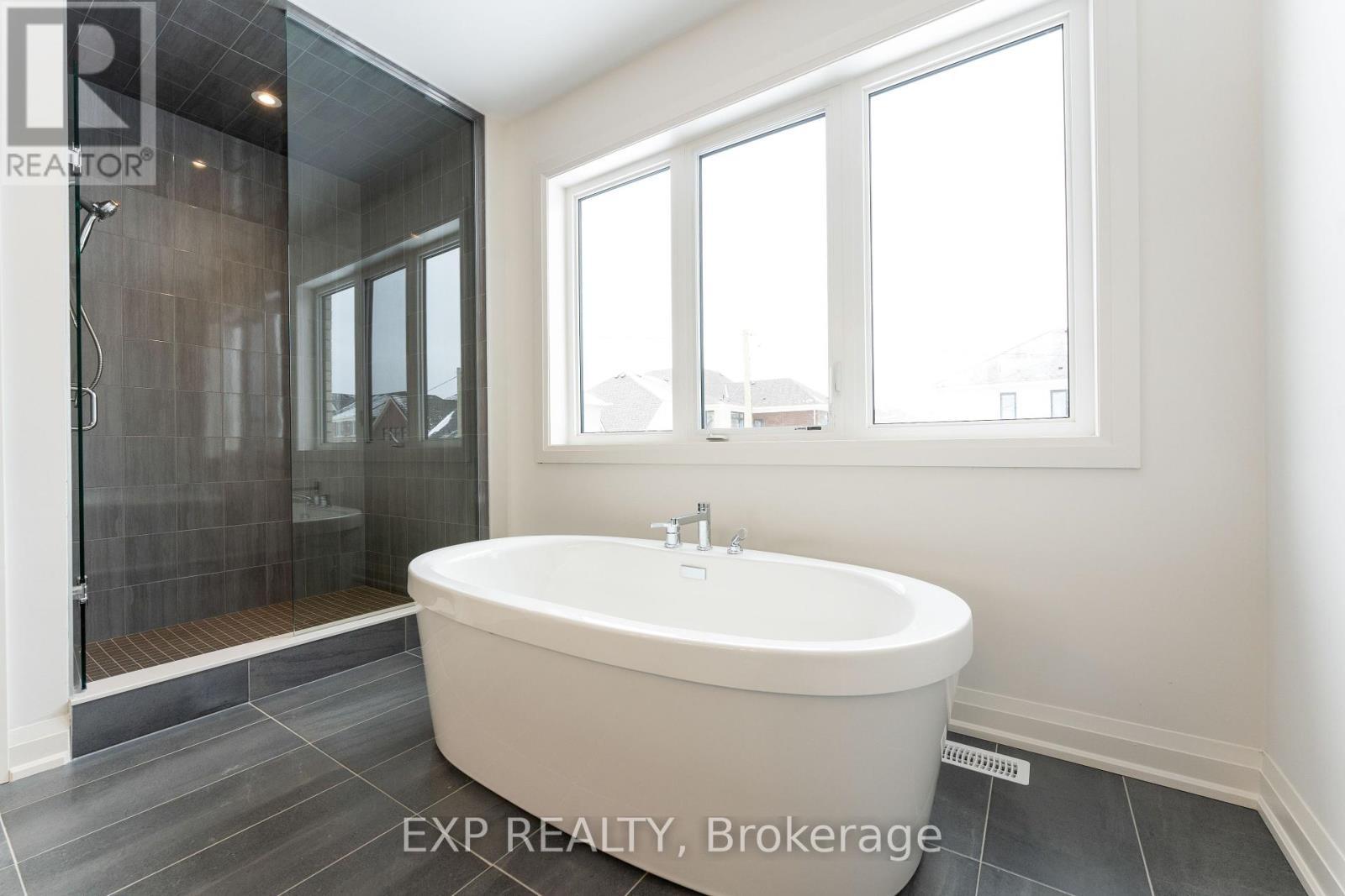 5 Mayflower Gardens, Adjala-Tosorontio, ON - Indoor Photo Showing Bathroom