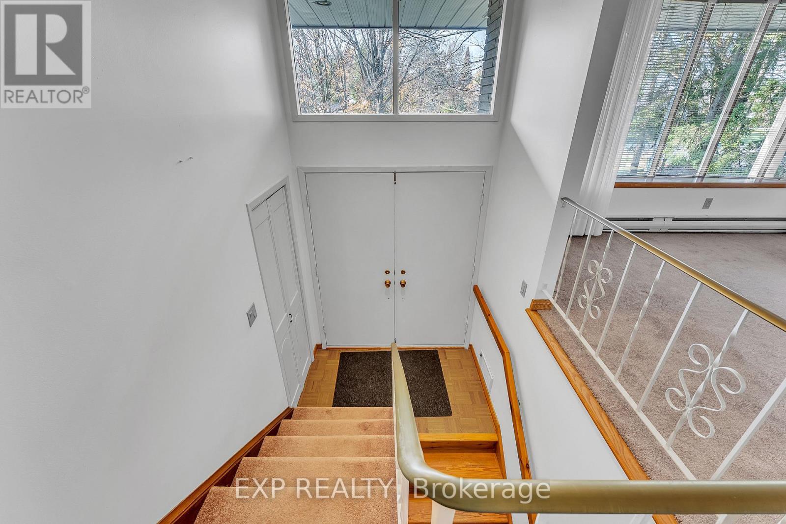 31 Southcrest Drive, Greater Napanee (Greater Napanee), ON - Indoor Photo Showing Other Room