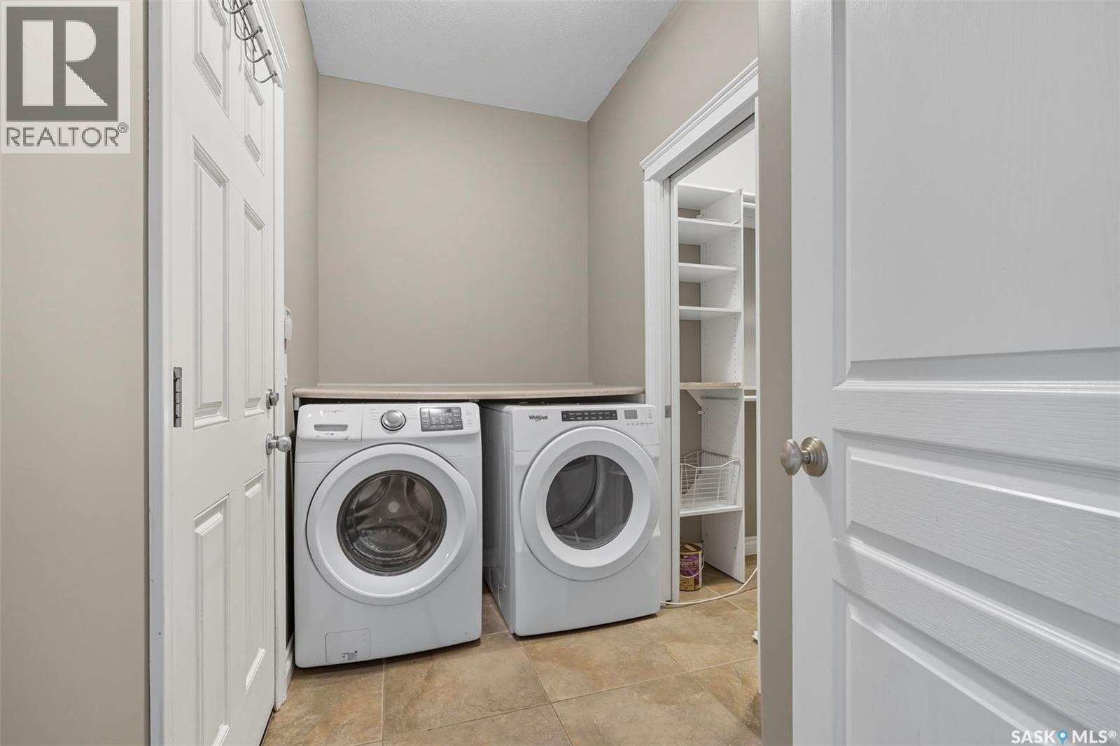 1346 Stensrud Road, Saskatoon, SK - Indoor Photo Showing Laundry Room