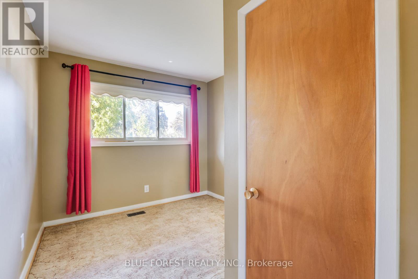 125 Goldwick Crescent, London East (East D), ON - Indoor Photo Showing Other Room