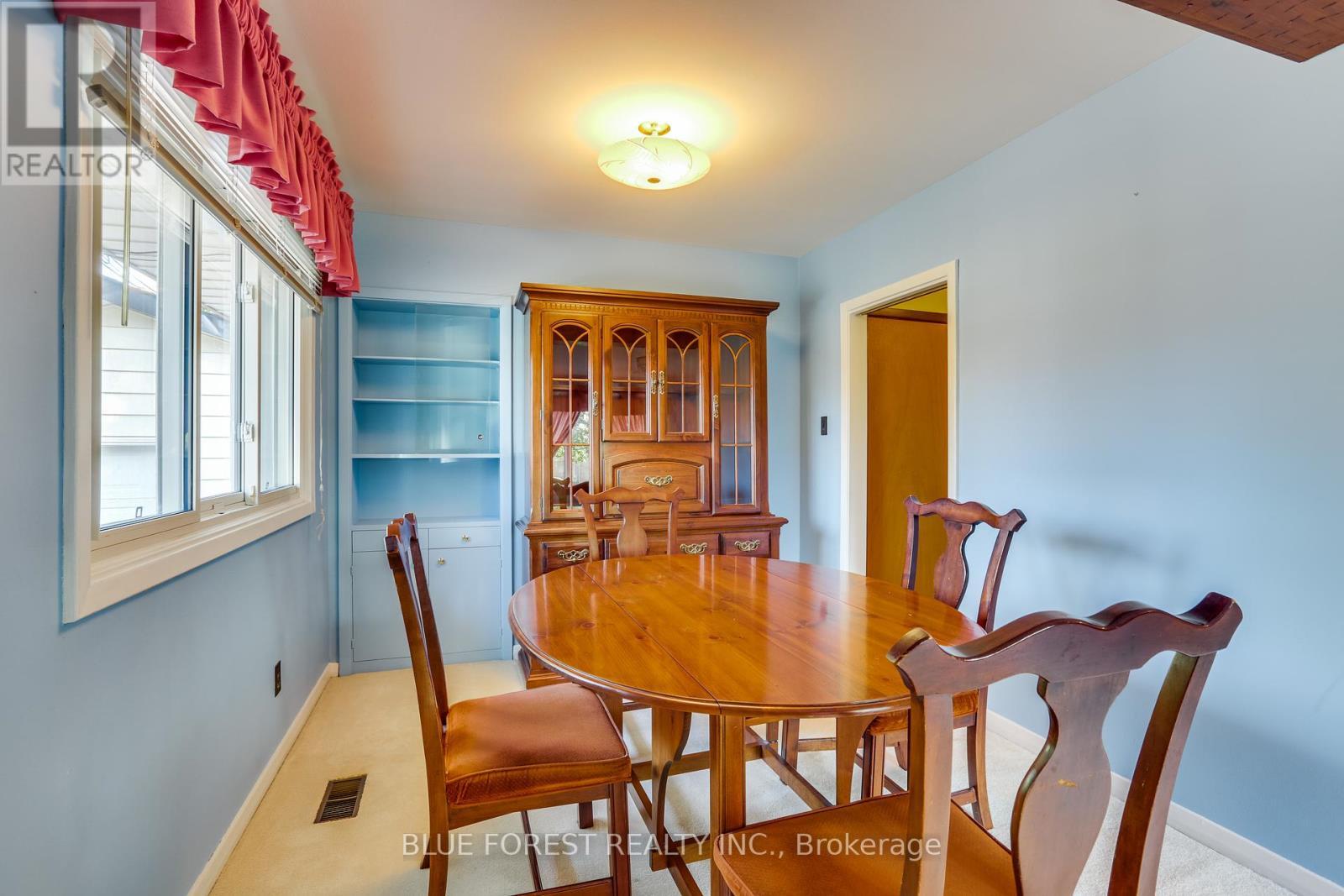 125 Goldwick Crescent, London East (East D), ON - Indoor Photo Showing Dining Room