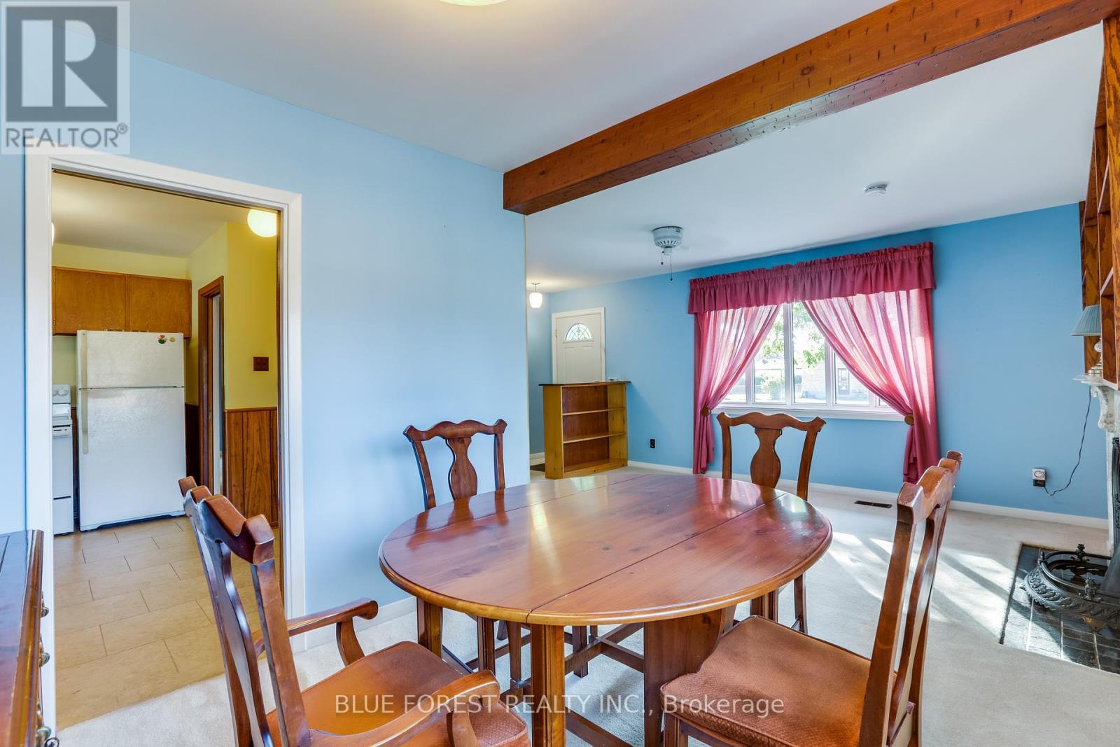 125 Goldwick Crescent, London East (East D), ON - Indoor Photo Showing Dining Room