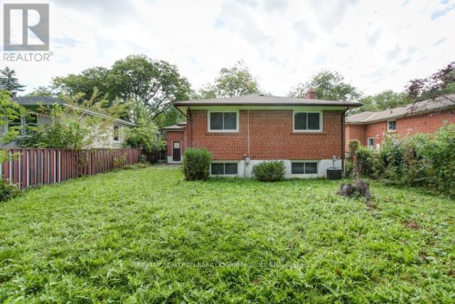 240 Dunview Avenue, Toronto, ON - Outdoor