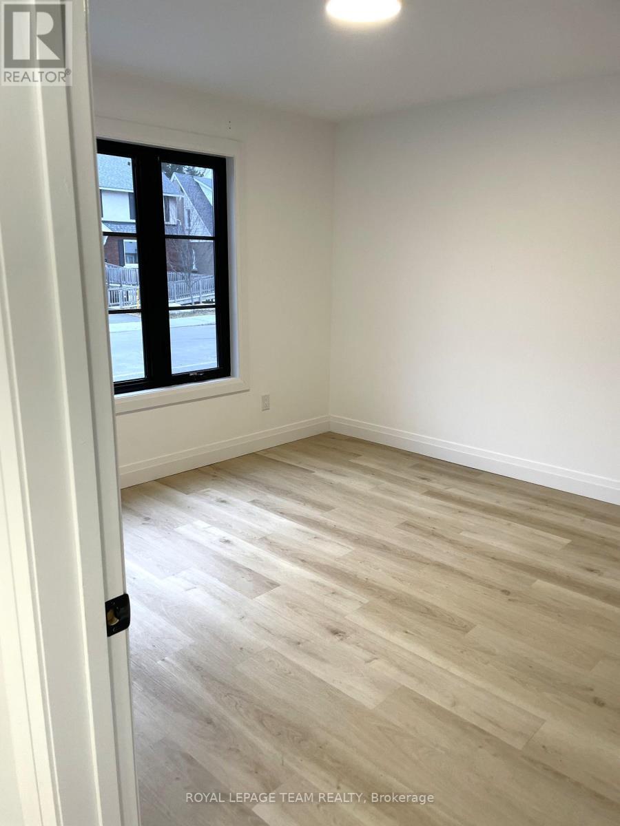 503 Athlone Avenue, Ottawa, ON - Indoor Photo Showing Other Room