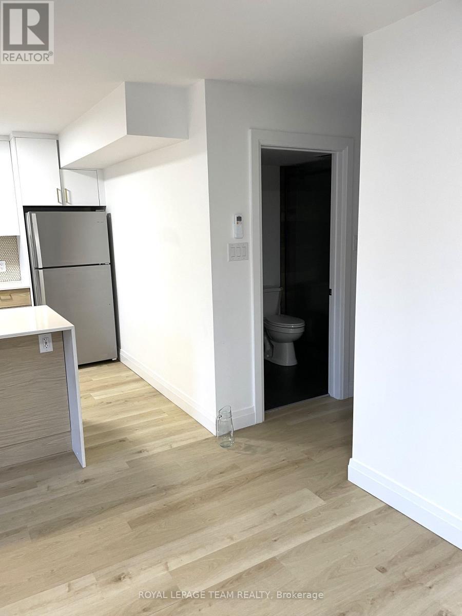 503 Athlone Avenue, Ottawa, ON - Indoor Photo Showing Kitchen