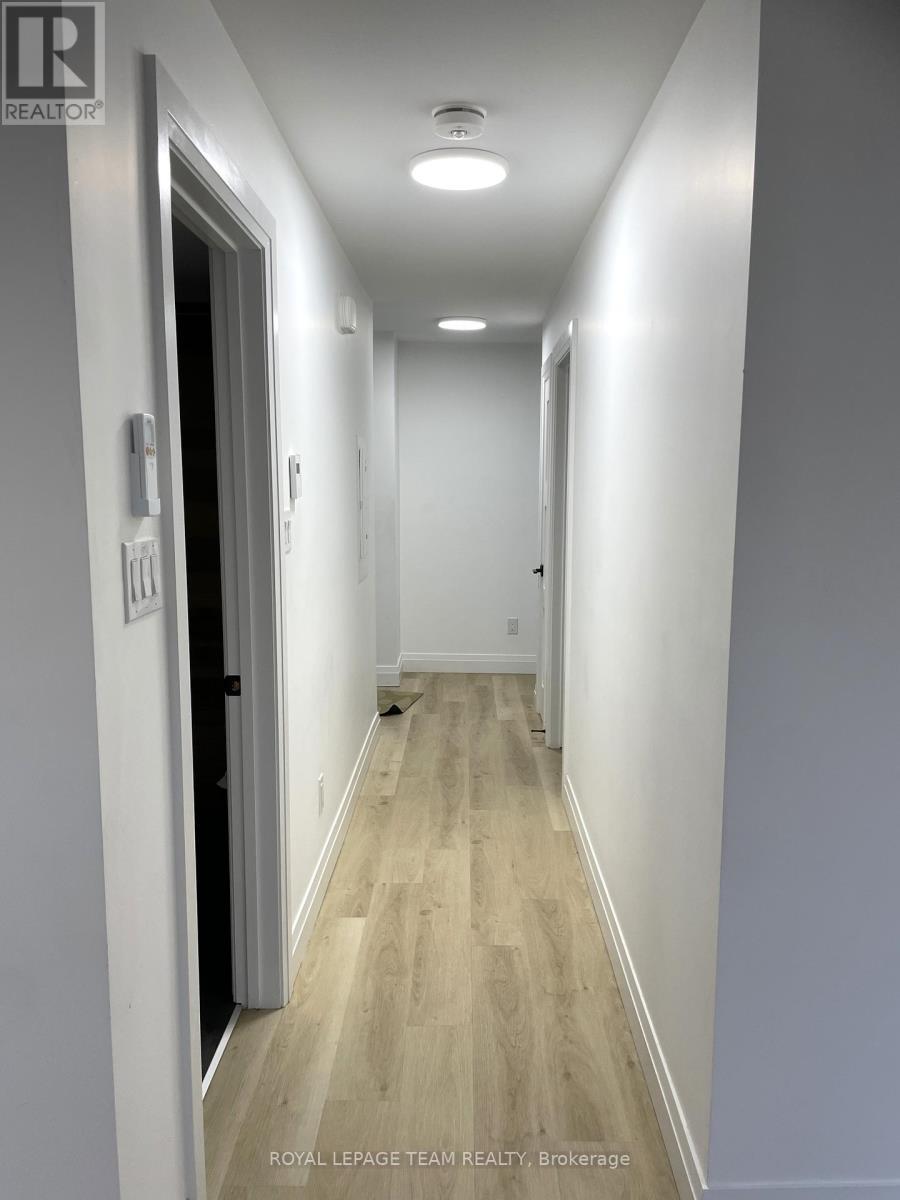 503 Athlone Avenue, Ottawa, ON - Indoor Photo Showing Other Room