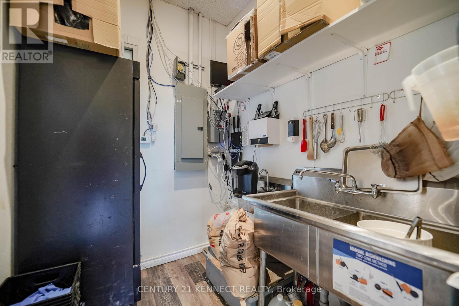 8 - 505 Highway 7 East, Markham, ON