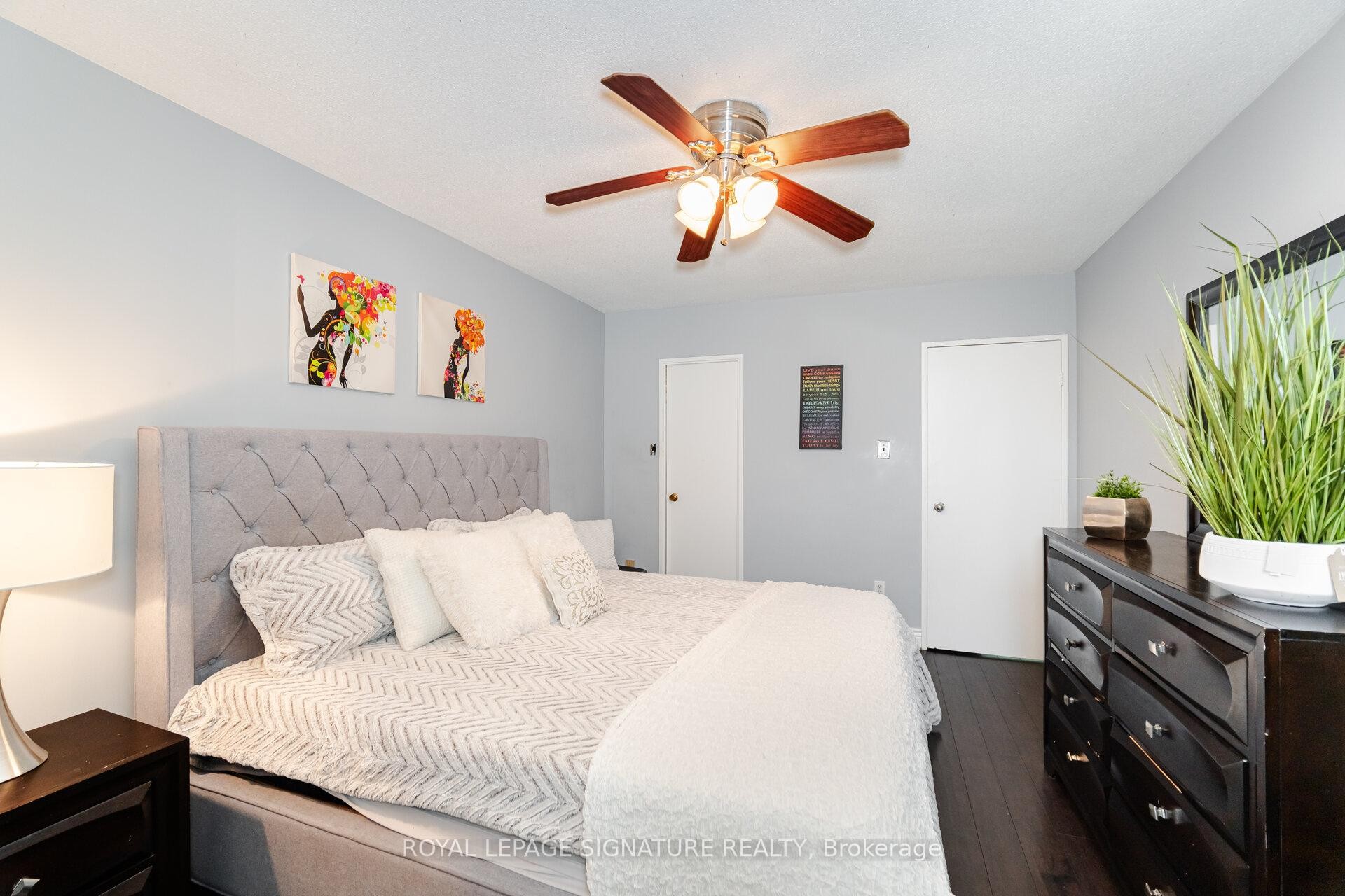 1212-451 The West Mall Drive, Toronto, ON - Indoor Photo Showing Bedroom