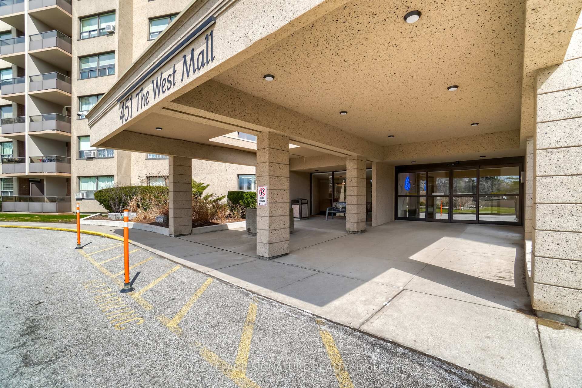 1212-451 The West Mall Drive, Toronto, ON - Outdoor With Balcony